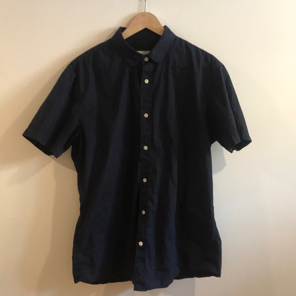Frank and Oak Cotton Short Sleeve Navy shirt.